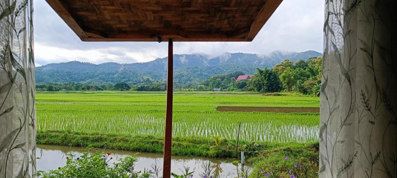 Khuang Kom Kaewma Farmstay מראה חיצוני תמונה